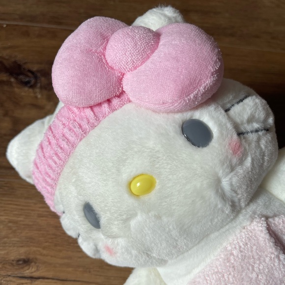 SANRIO-RARE (NWT) Bath Time Hello Kitty or Pochacco Plushes - Picture 8 of 14